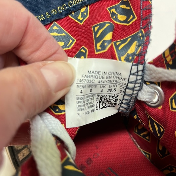 Converse X DC Comics Superman Chuck Taylors 146783C Men's 4 Women's 6 - Picture 9 of 10